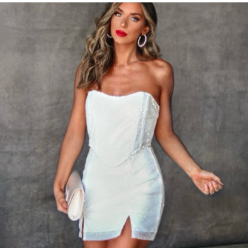 Vici White Strapless Mini Skirt Dress